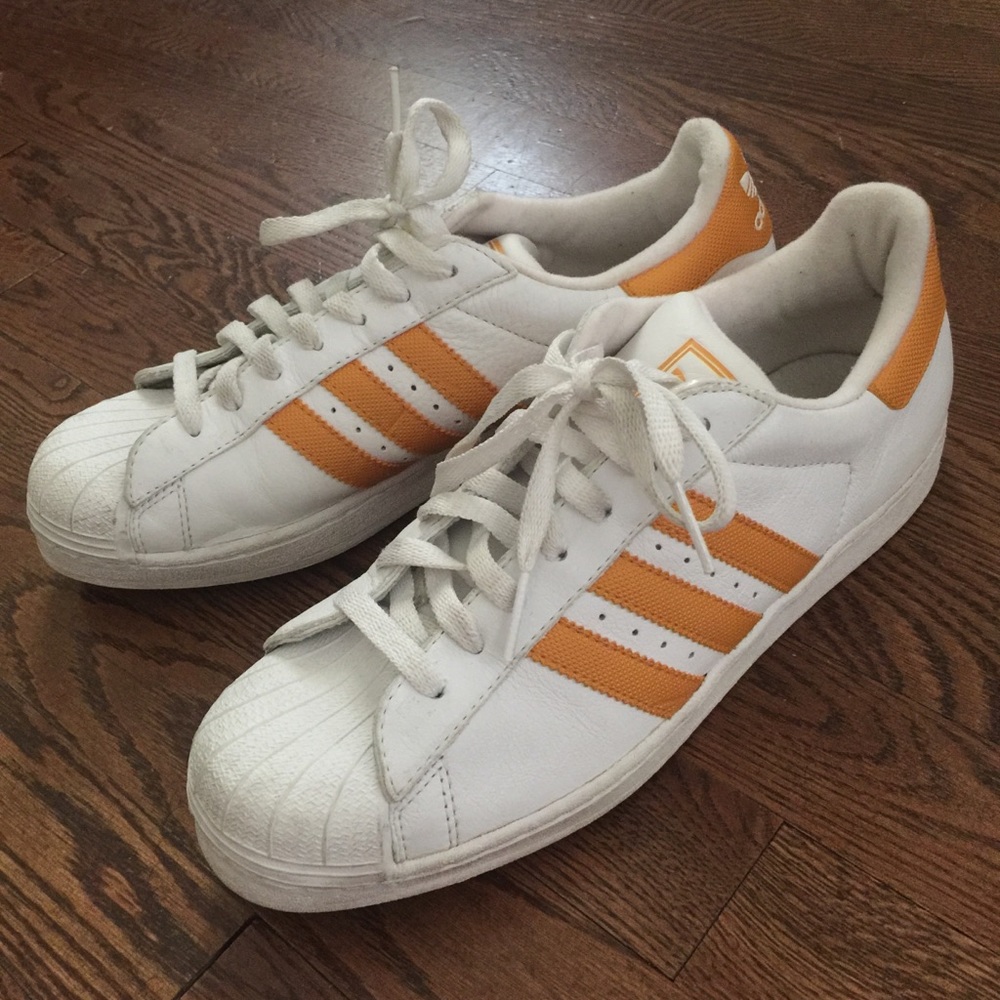 Vintage 90’s Adidas Shelltops - Gold Stripes